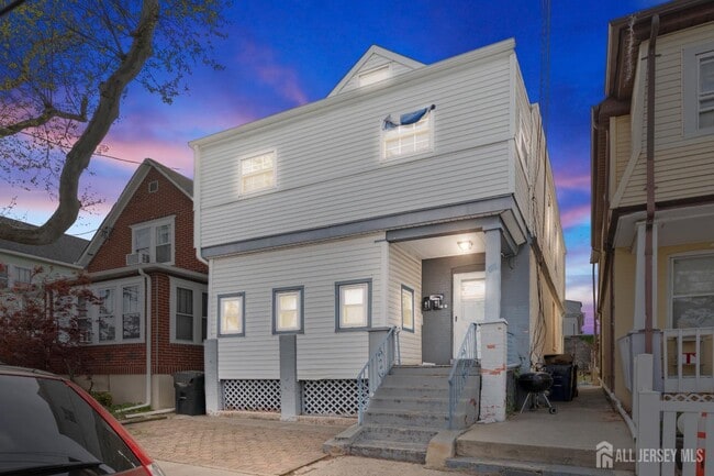 Building Photo - 423 Augustine Pl Unit 2