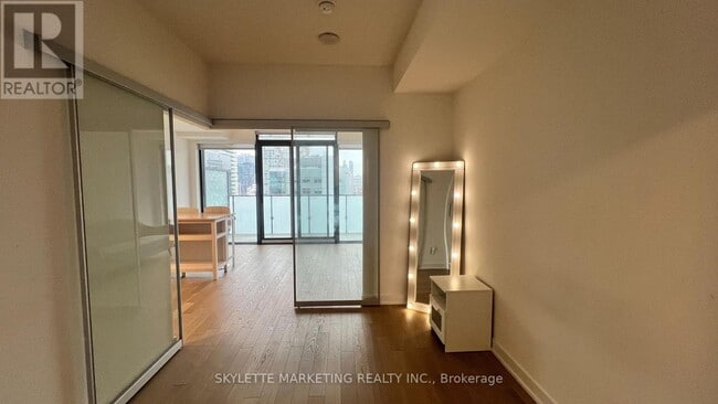 Photo - 25 Richmond St E Unit 2213