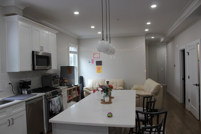 Photo - 153 Foster St Unit 1