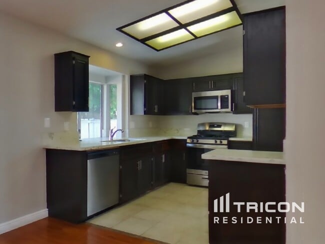 Photo - 32899 Winnepeg Pl