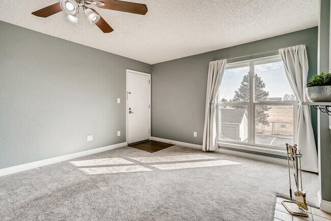 2260 E Geddes Ave Unidad 2260 E Geddes Avenue#F