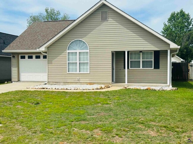 Photo - 107 Eagles Landing Trail