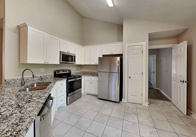 Photo - 17717 Wild Oak Dr