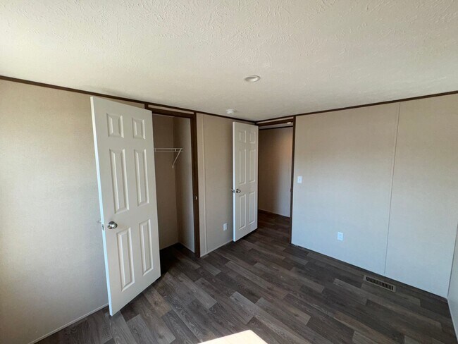 Photo - University Estates 27