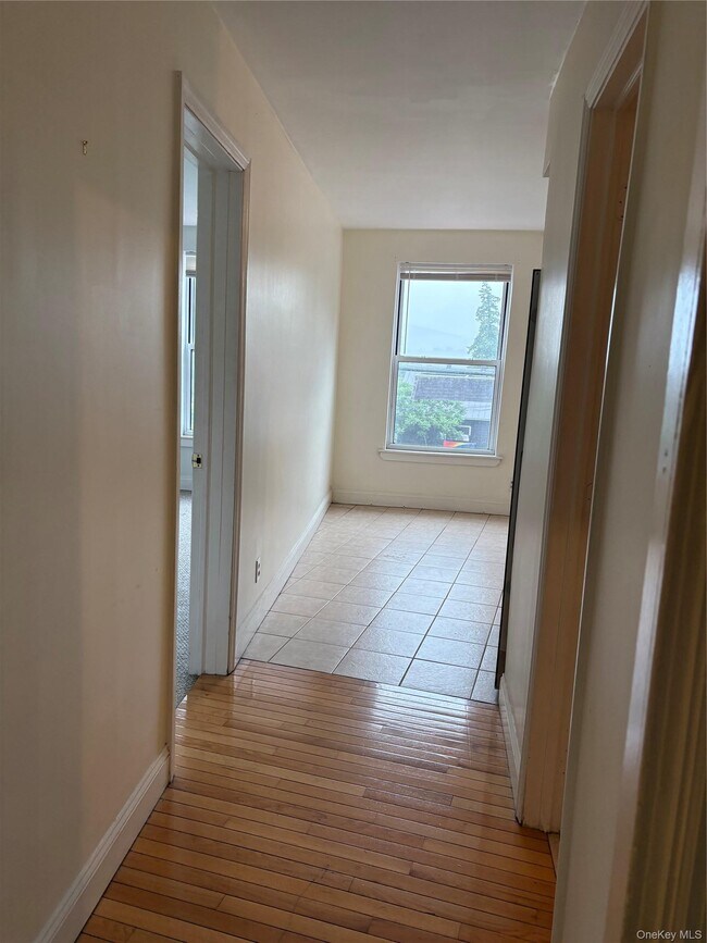 2 Morris Ave Unit 203