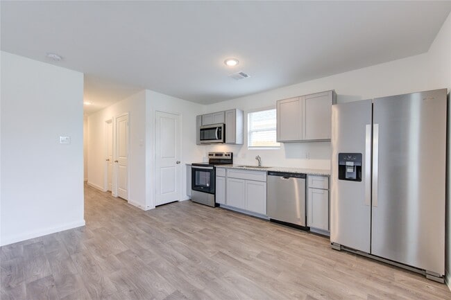 Photo - 16787 N Marie Vlg Dr