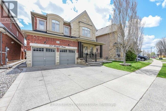 Photo - 567 Dougall Ave