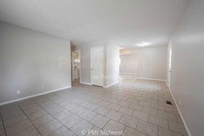 Photo - 3202 Wellington Ave