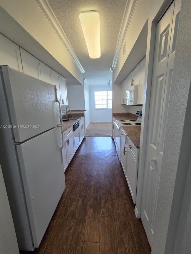 Photo - 11730 SW 2nd St Unit 12208