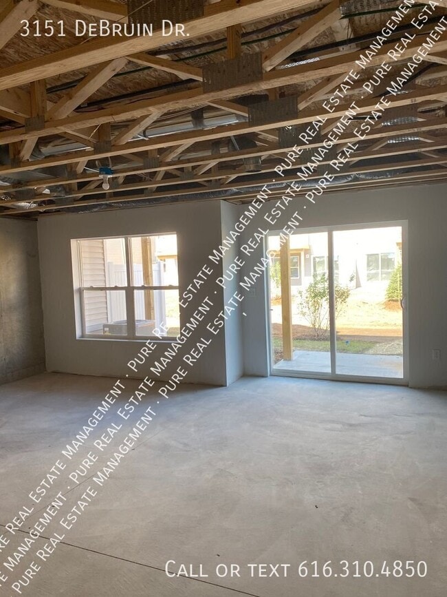 3151 DeBruin Dr