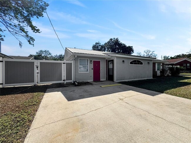 Photo - 1003 County Rd 17A W