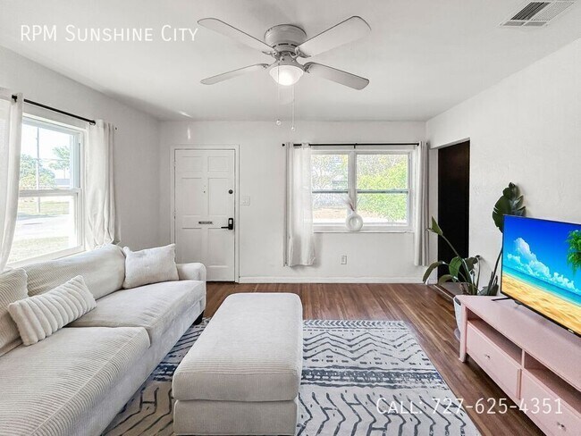 Photo - 2801 29th St N