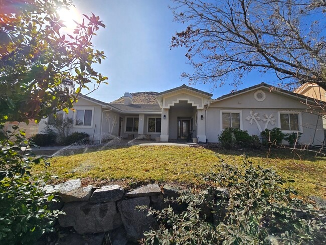 Building Photo - 389 N Donlee Dr Rental