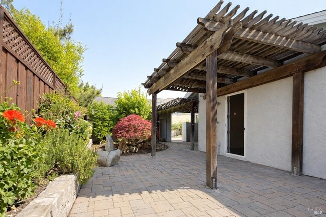 Building Photo - 844 Signorelli Cir