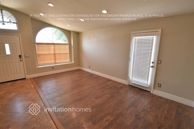 Photo - 6943 E Lakeview Ave
