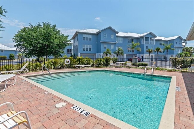 Photo - 3923 Cape Haze Dr Unidad 302
