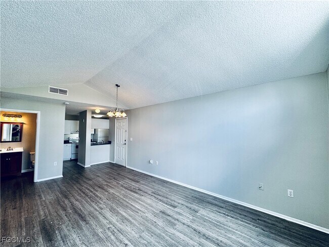 Photo - 3407 Winkler Ave Unit 308