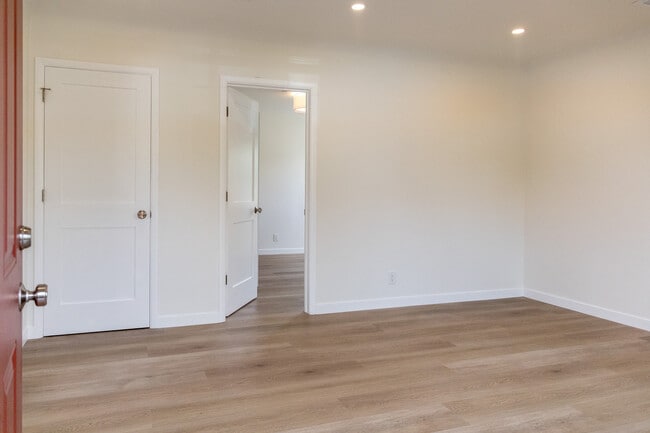 Photo - 1000 Tilton Ave