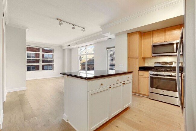 Photo - Professionally Managed and Updated// 2 Bedroom 2 bathroom Condo// Logan Circle! // Garage Parking...