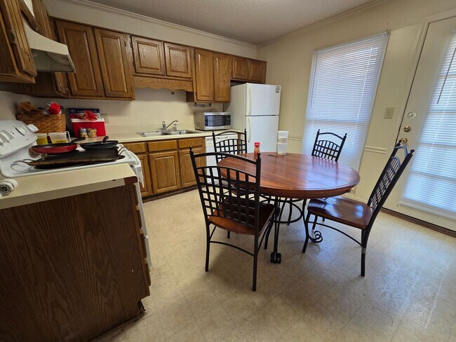 Photo - 2 Bed 2.5 Bath Condo