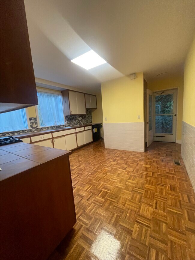 Photo - 10 Packard Ave