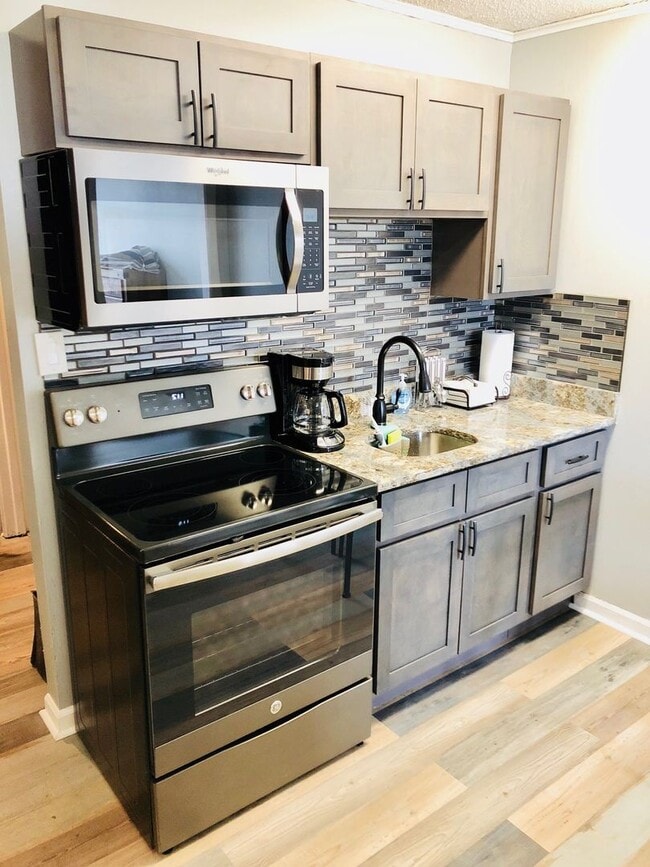 Photo - Fantastic location! FURNISHED 1bed/1bath available for March 2026 move in!