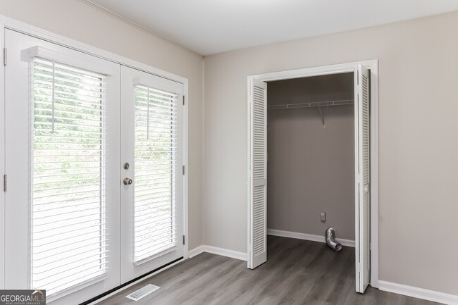 Photo - 4771 Baron Rd