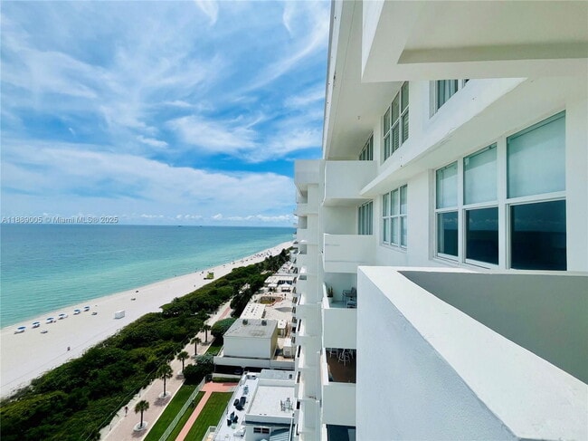 Photo - 5601 Collins Ave