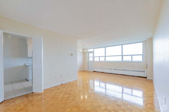 1BR, 1BA - Living Room - Buckingham House