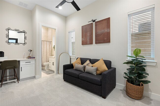 Photo - 1410 Milby St