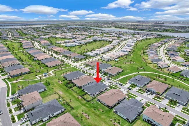 Photo - 1368 Haywagon Tr.