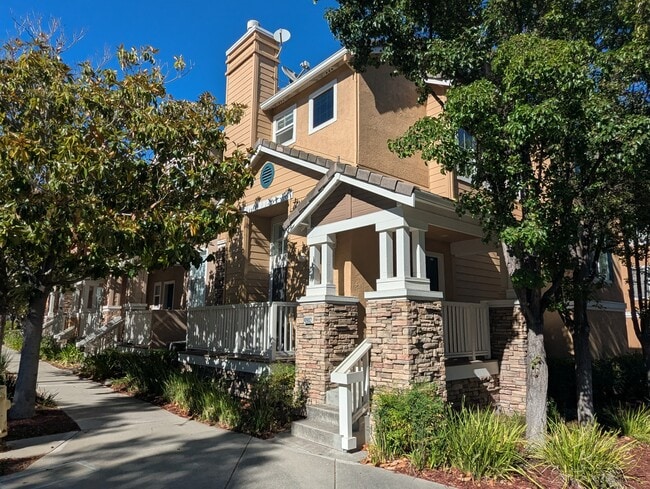 Building Photo - 4902 Hibernia Dr Rental
