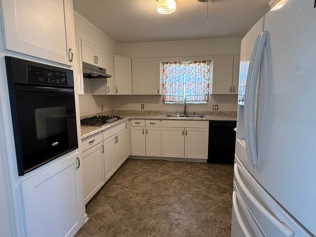 Photo - Wellston Property