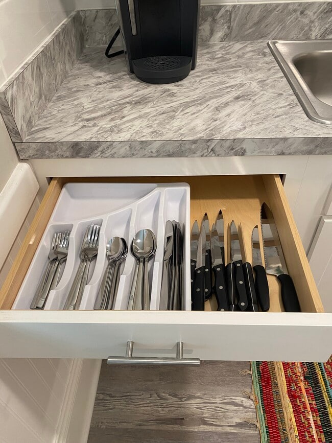 Photo - 10608 Lee Ave Unit 10610 Lee Ave