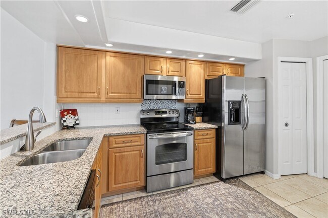 Photo - 13010 Amberley Ct Unit 205