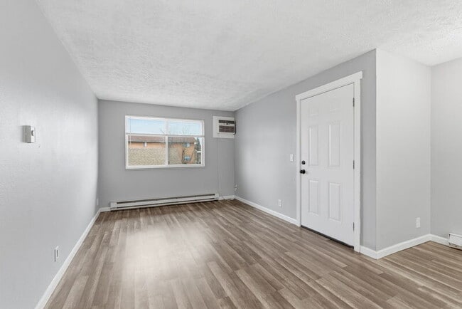 Photo - 2914 N Hogan St