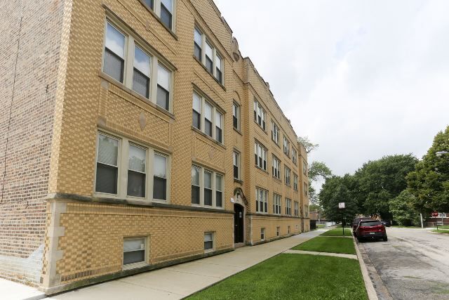 Building Photo - 4731 W Cornelia Ave Rental