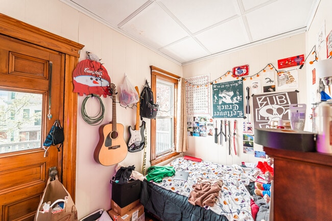 Photo - 23 Wisconsin Ave Unit 2