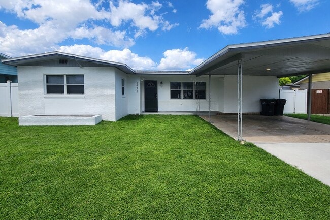 Photo - 14501 Daring Ave