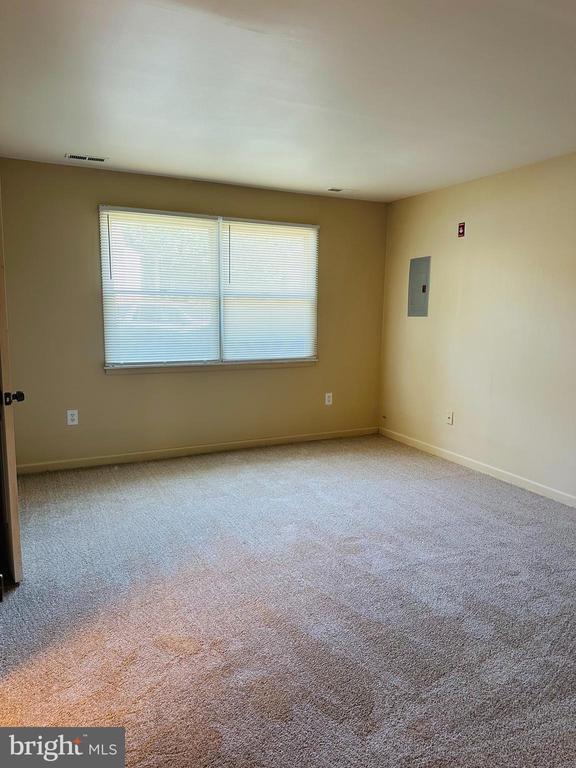 Building Photo - 4 Scotch Pine Dr Rental