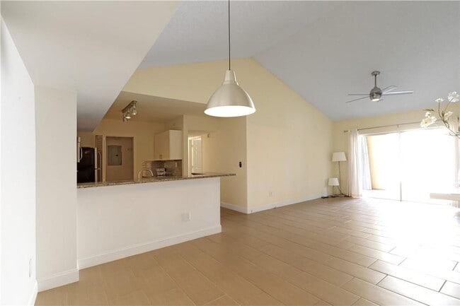 Photo - 2640 S University Dr Unit 202