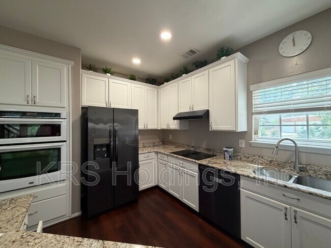 Photo - 1409 Pandoria Ct
