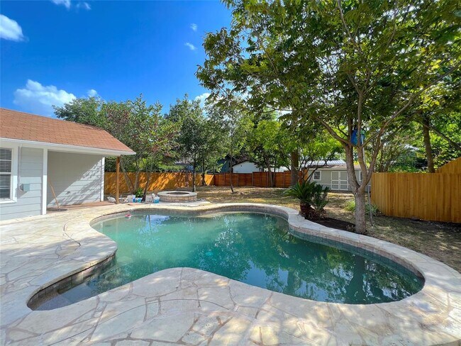 Photo - 5214 Valley Oak Dr