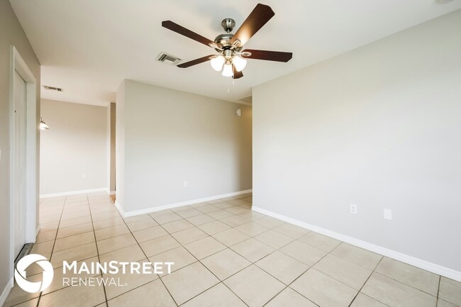 Photo - 3113 71st St W