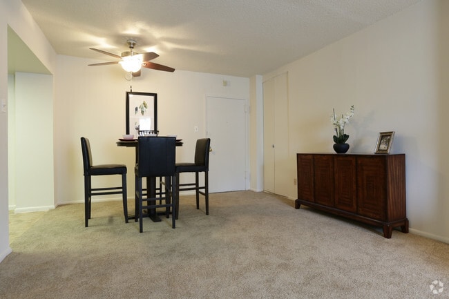 Dining Room Area