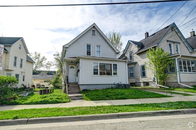 Building Photo - 205 S Fair Oaks Ave Rental