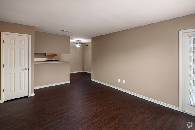 Living Space - Pebble Creek Rental