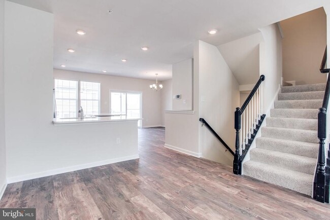 Photo - 5039 MacDonough Pl