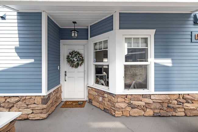 Photo - 231 Aviation Pl