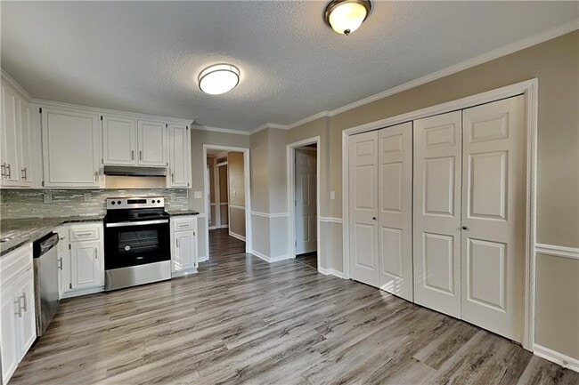 Photo - 4759 Shallow Ridge Rd NE